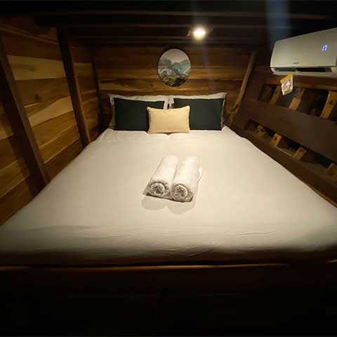 Comfort Charter 3 Cabins Double Cabin