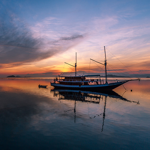 Komodo Cruise Kalong Island