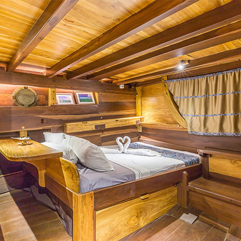 Luxury 5 Cabins